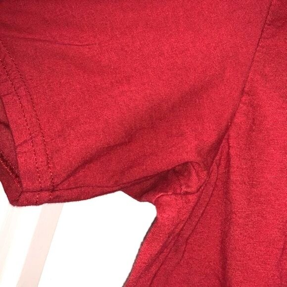 Anvil Gildan Lightweight Red "Greetings From The North Pole" T-Shirt L - Picture 5 of 8